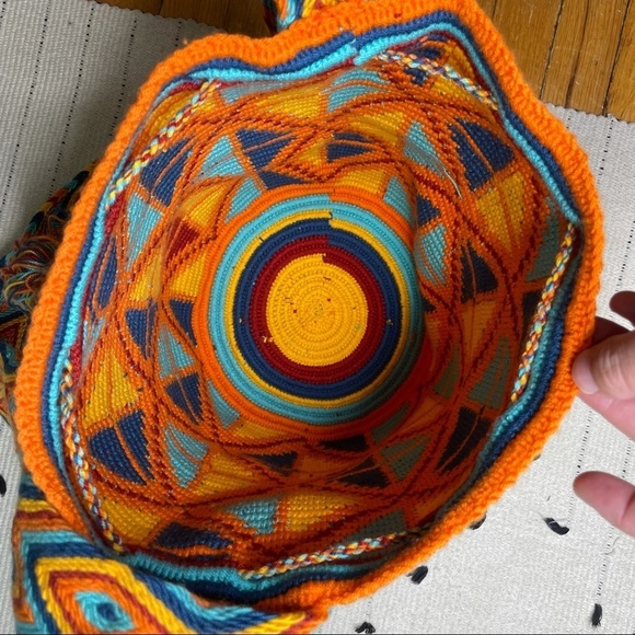 WAYUU MOCHILA Woven Columbian Aztec Bucket Bag - Picture 4 of 5